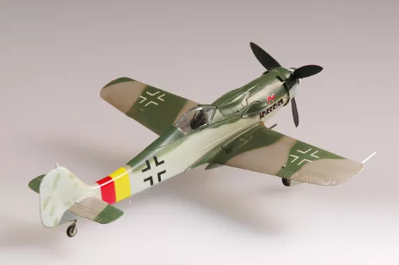 Trumpeter Easy Model - Focke Wulf Fw 190D-9 Dora IV./ JG3 1945